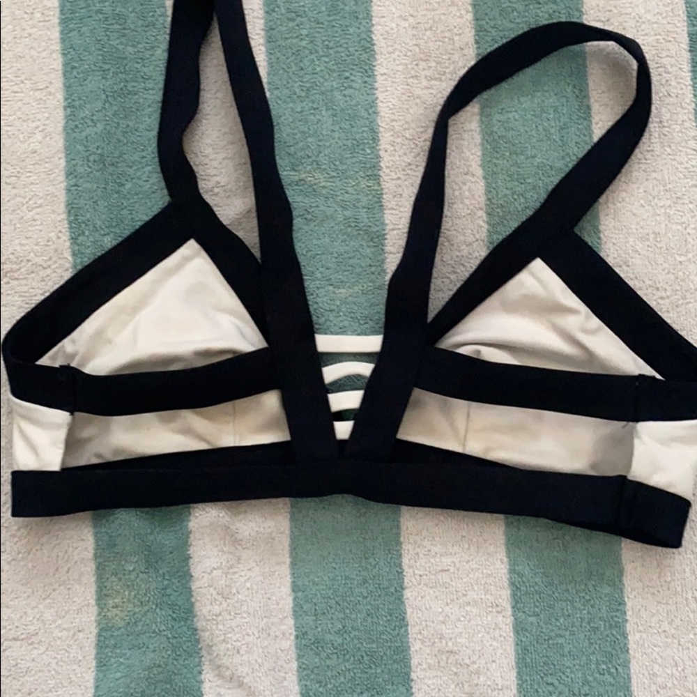 RIP CURL bikini top. - Picture 2 of 2